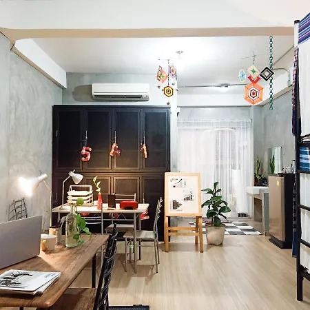 Five Stars Ratchada 19 Hostel
